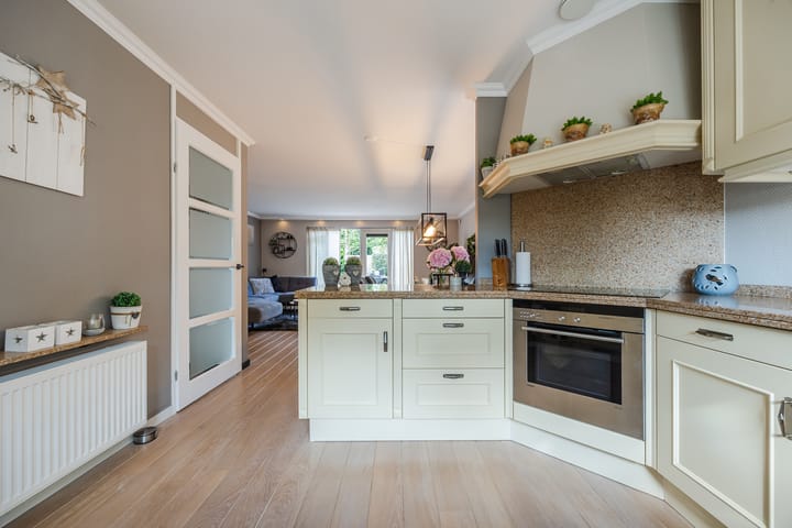 Photo 20 of Piet Stoffelenstraat 16