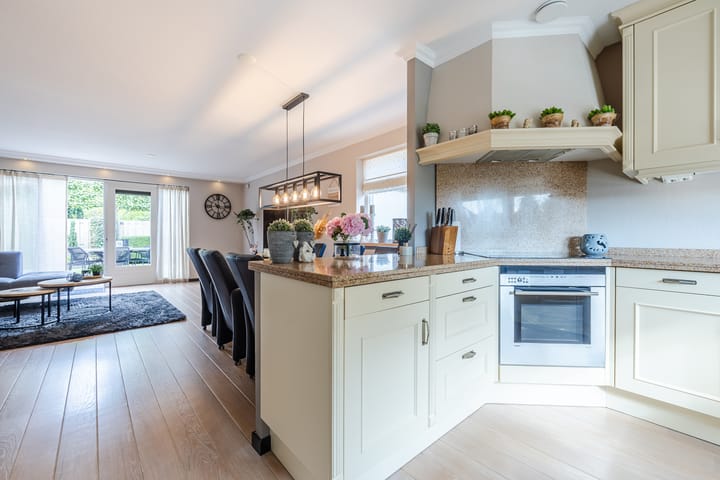 Photo 21 of Piet Stoffelenstraat 16