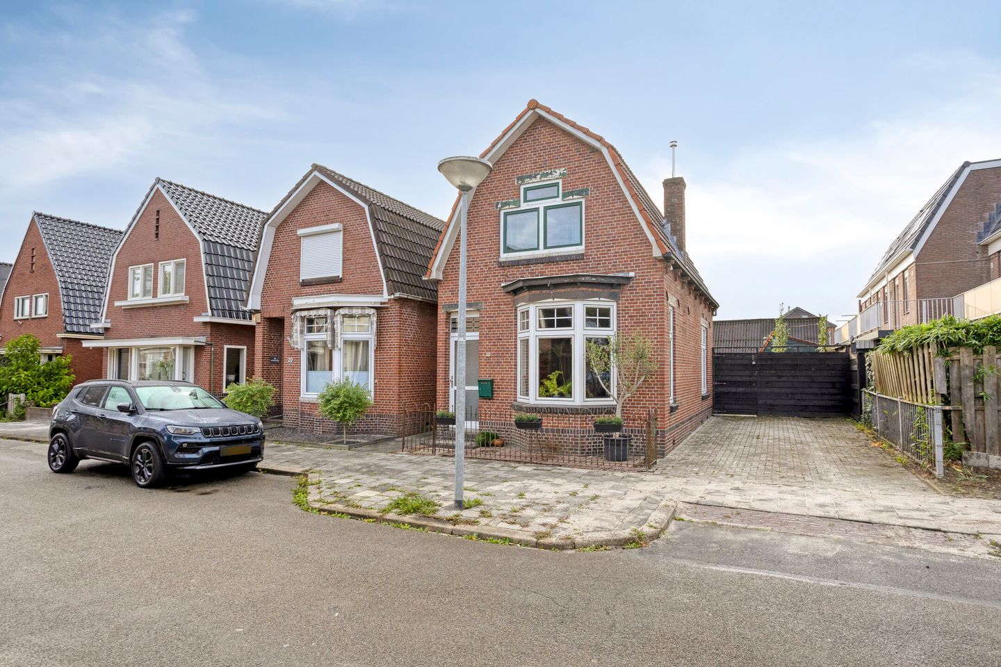 Foto 1 van Mr. A.J. de Sitterstraat 22