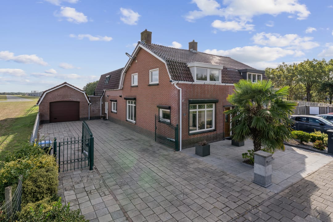 Photo 1 of Pastoor van Breugelstraat 95