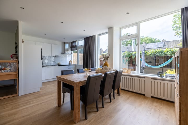 Foto 9 van van Leeuwenhoeklaan 53