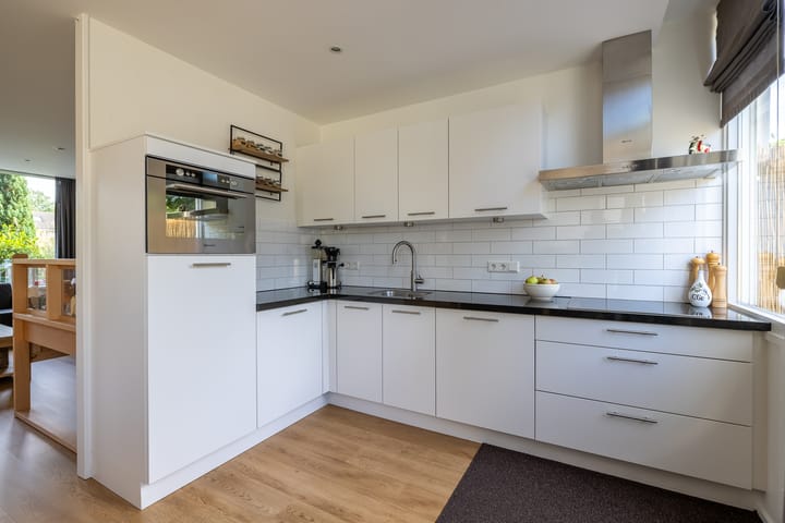 Foto 12 van van Leeuwenhoeklaan 53