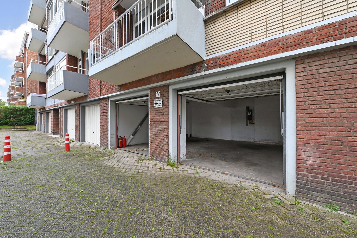 Photo 1 of Zonnebloemstraat 137