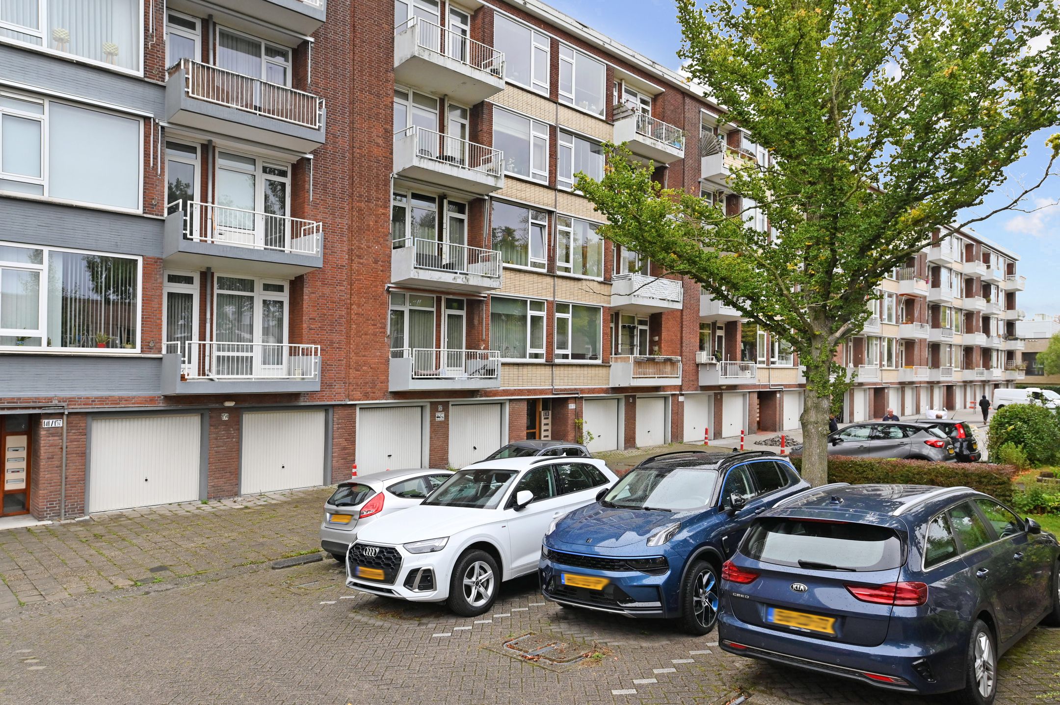 Photo 18 of Zonnebloemstraat 137