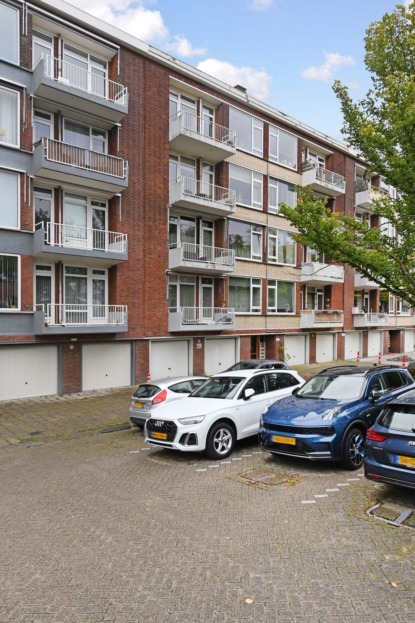 Photo 19 of Zonnebloemstraat 137