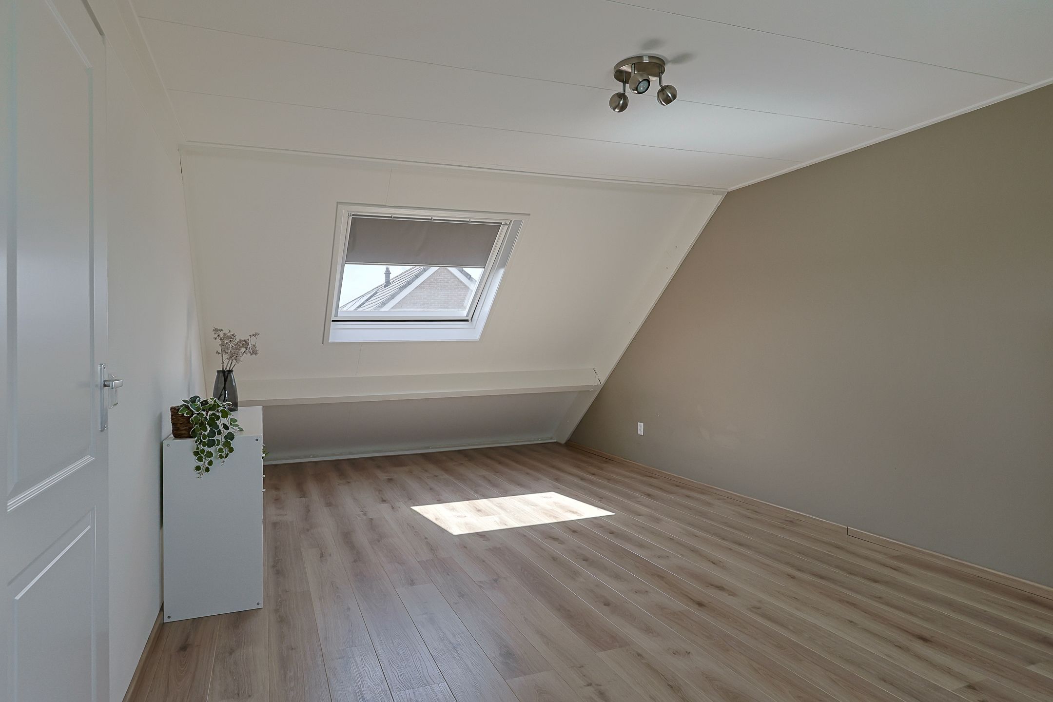 Foto 42 van Costa Ricastraat 71