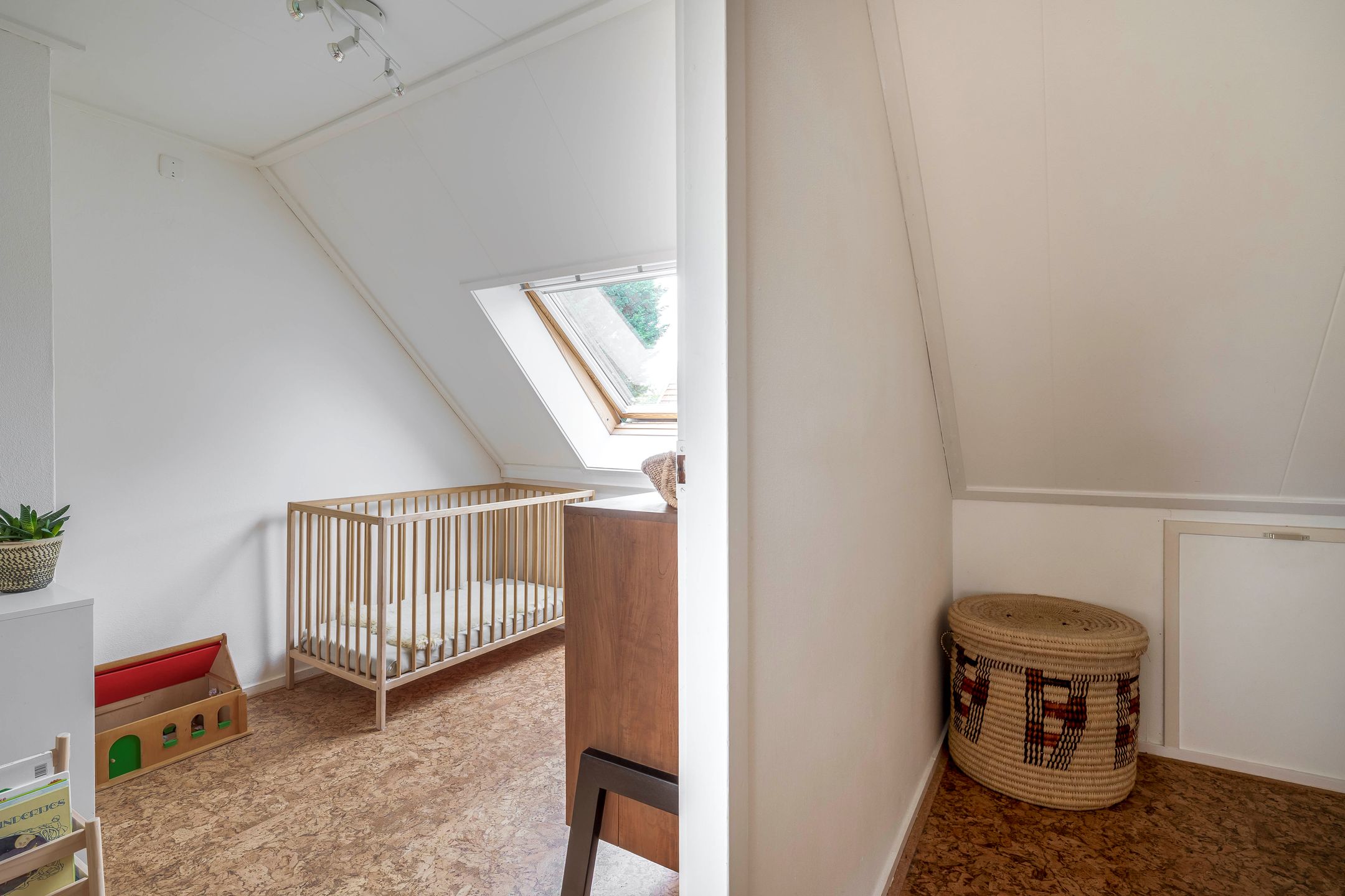 Photo 27 of Begoniastraat 82