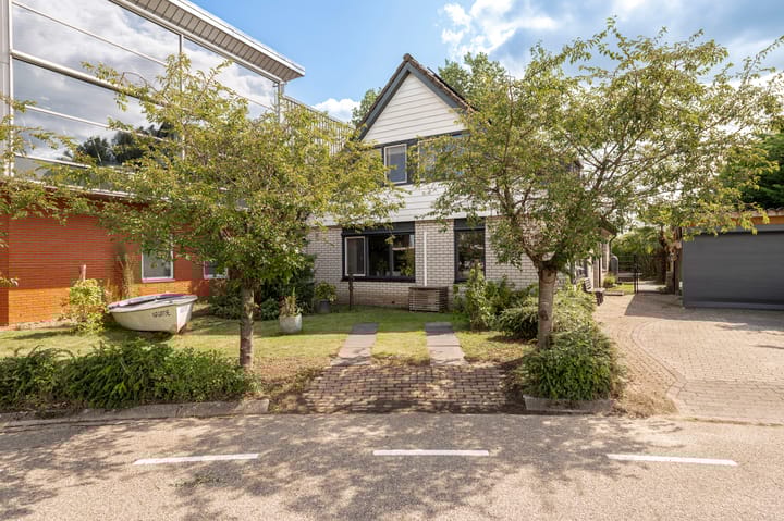 Foto 1 van De Chamotte 18