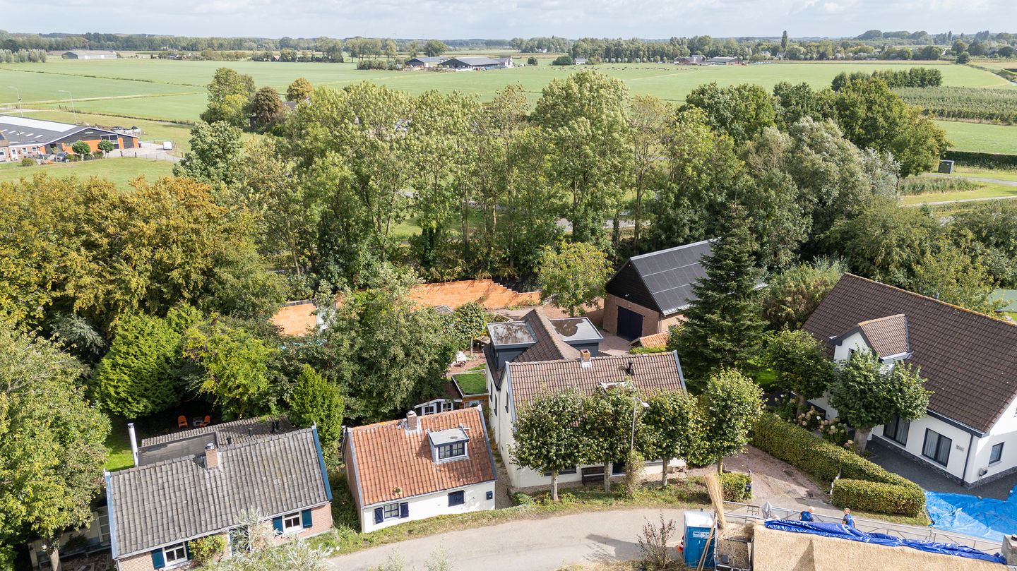 Photo 89 of Lingedijk 8