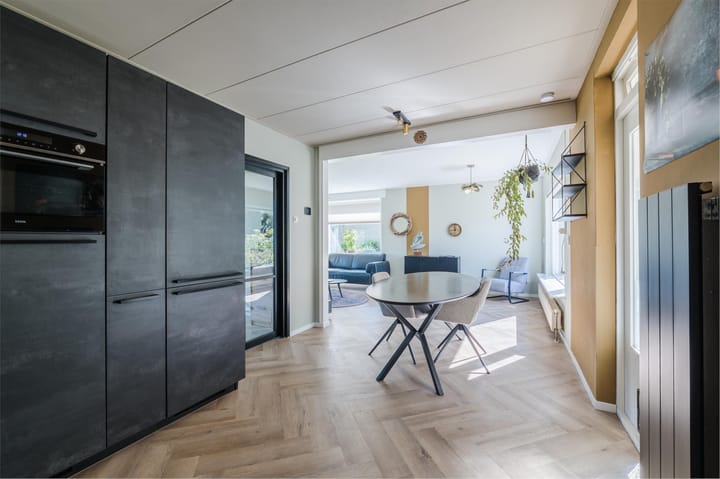 Foto 16 van Welfingstrjitte 8