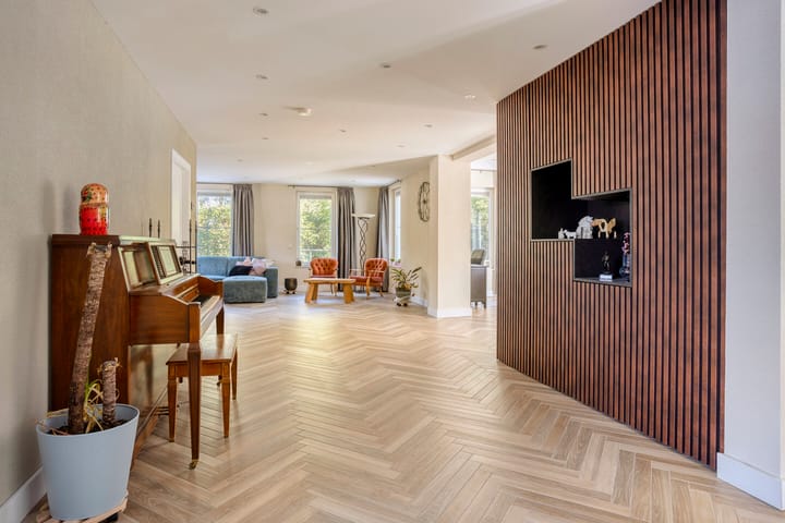 Photo 2 of Voordijk 45