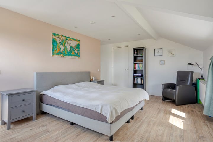 Photo 25 of Voordijk 45