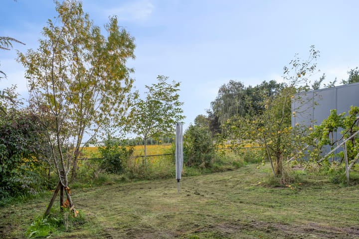 Photo 48 of Voordijk 45