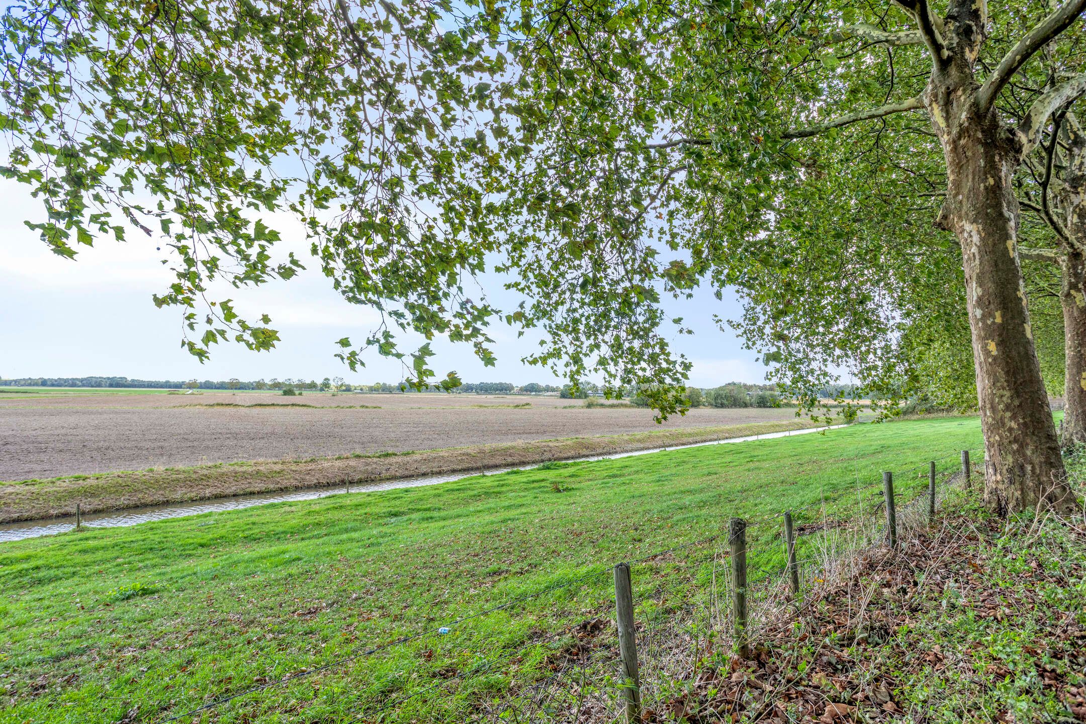 Photo 51 of Voordijk 45