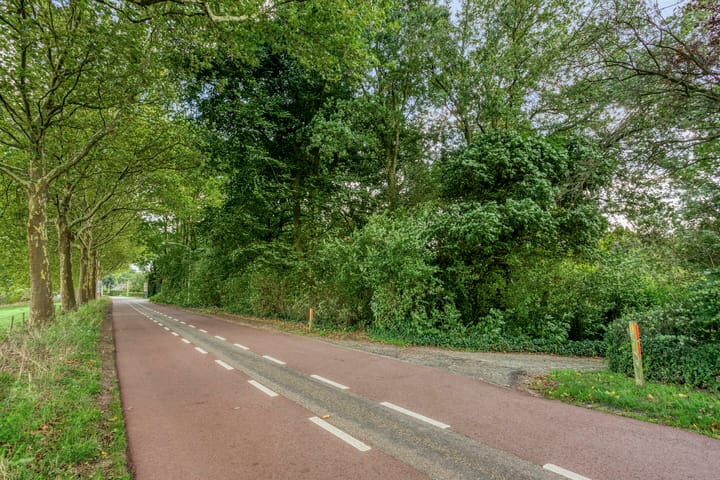 Photo 52 of Voordijk 45