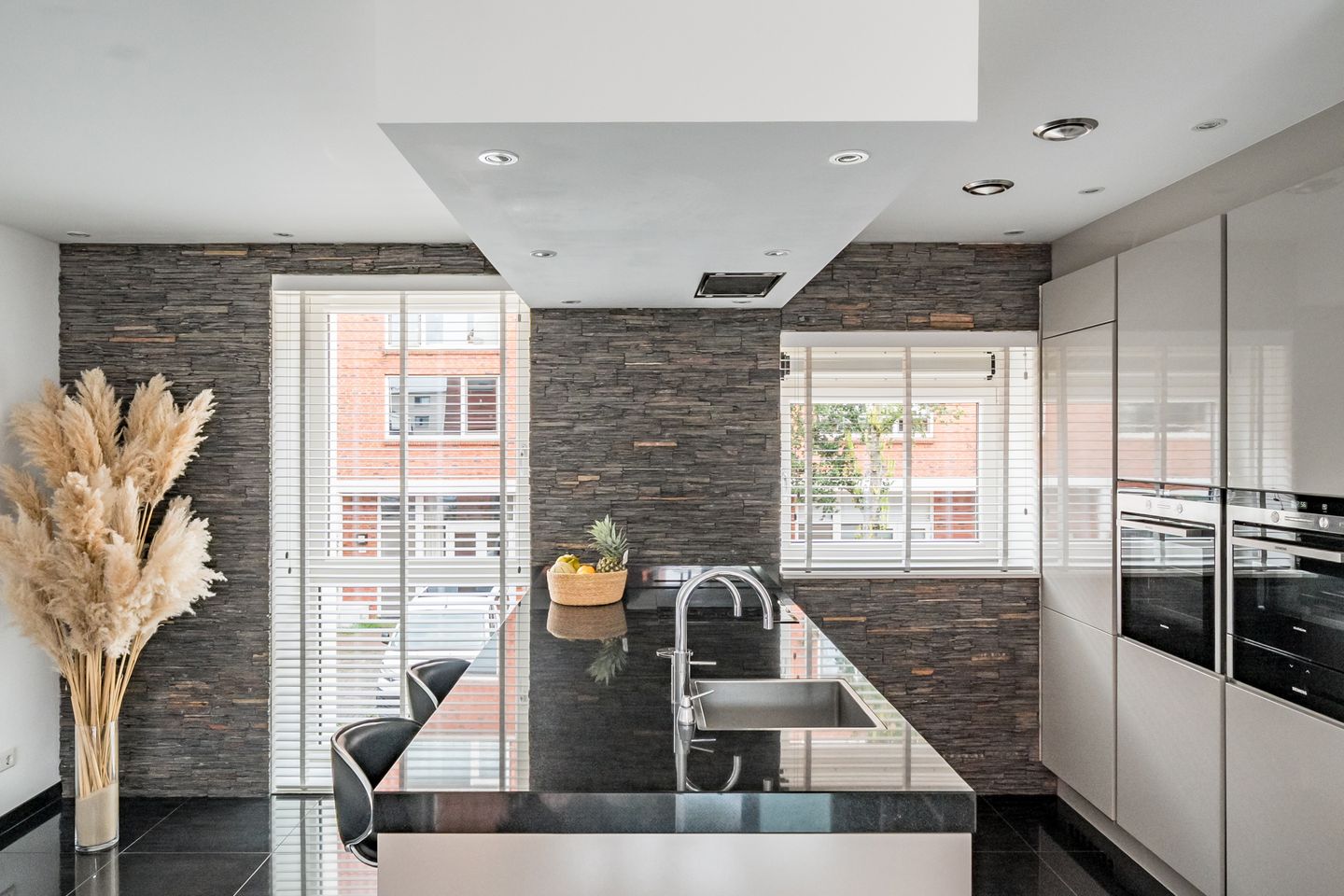 Foto 10 van Hooftstraat 4