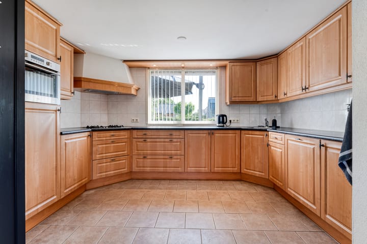 Photo 11 of Rheezerveenseweg 57