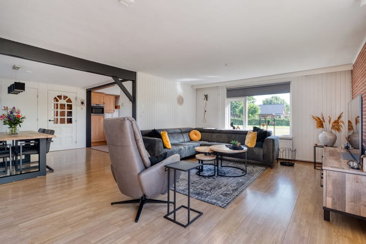 Photo 14 of Rheezerveenseweg 57