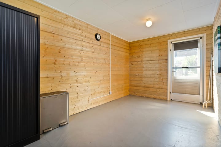 Photo 24 of Rheezerveenseweg 57