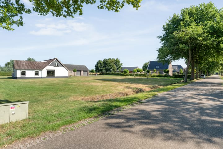 Photo 43 of Rheezerveenseweg 57