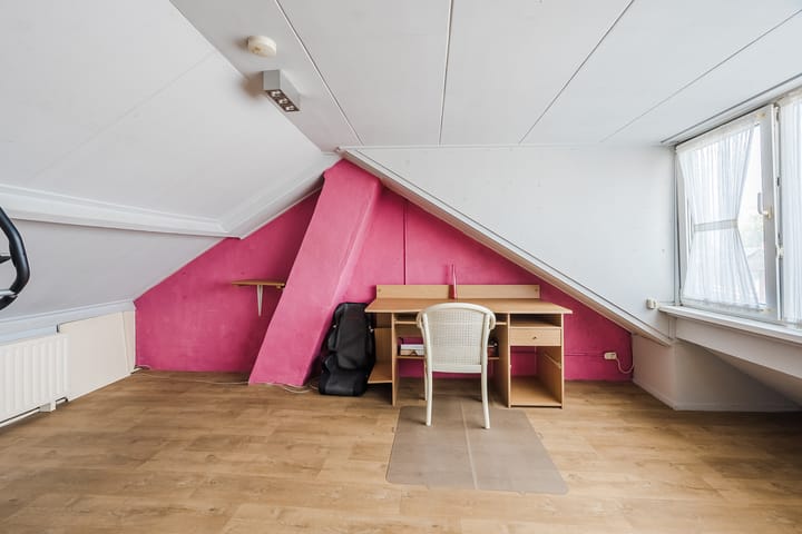 Photo 21 of Van Kinschotstraat 8