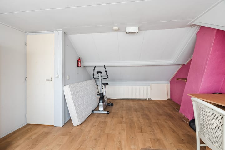 Photo 23 of Van Kinschotstraat 8