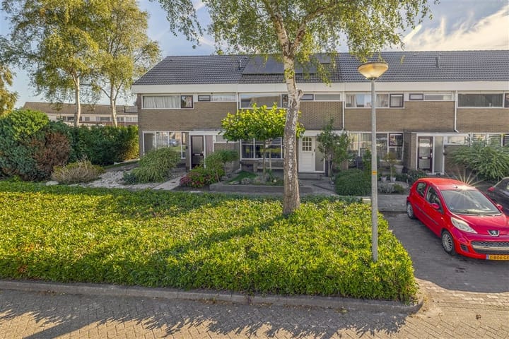 Photo 2 of Spoetnikstraat 16