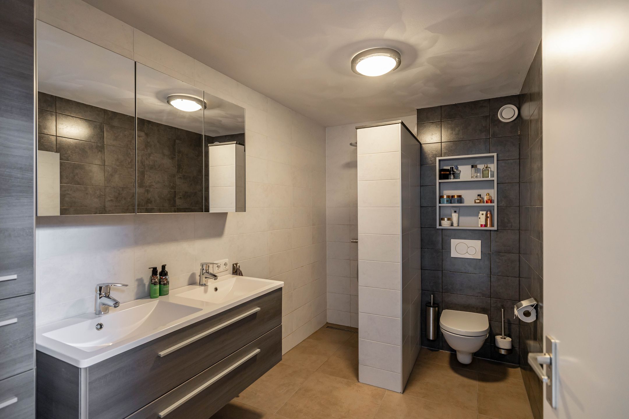 Foto 30 van Orchideestraat 158