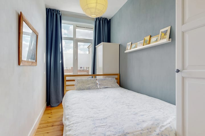 Foto 15 van Perenstraat 12