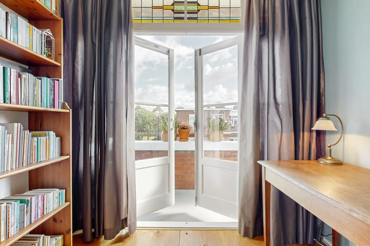 Foto 21 van Perenstraat 12