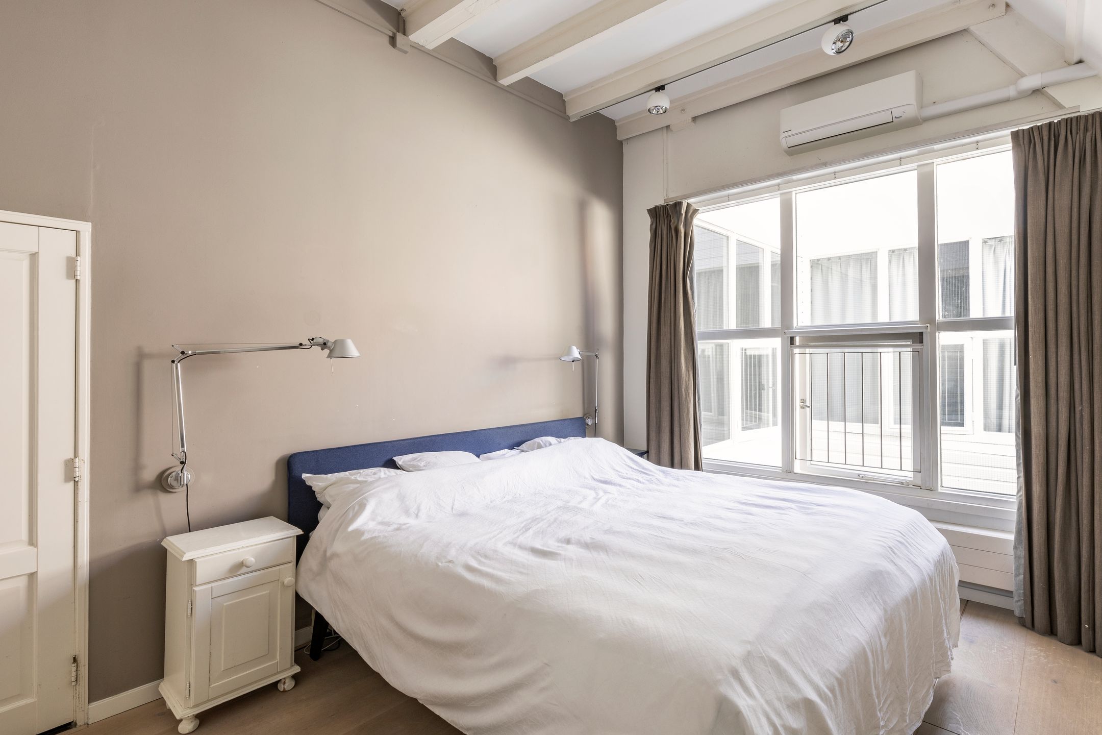 Photo 15 of Oudezijds Kolk 5-C