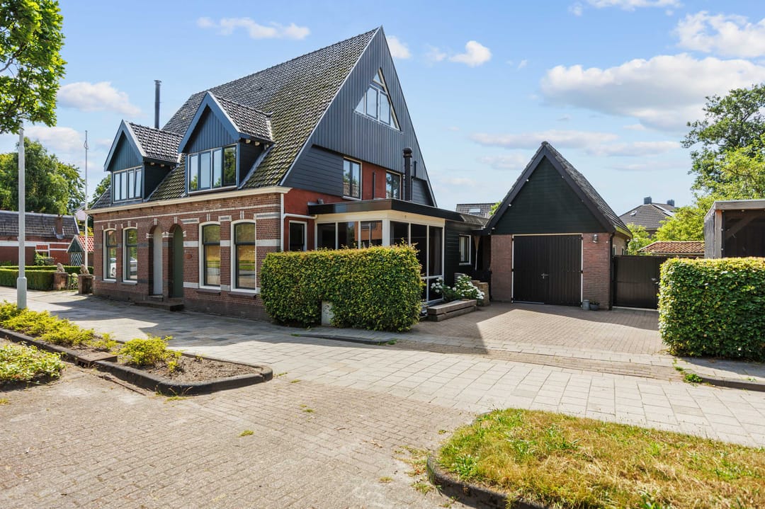 Photo 1 of Harlingerweg 41