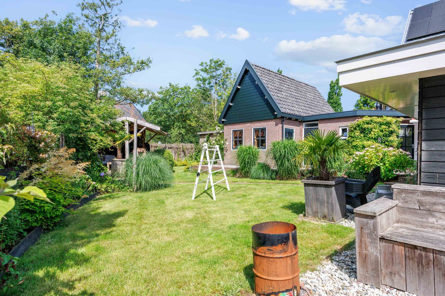 Photo 40 of Harlingerweg 41