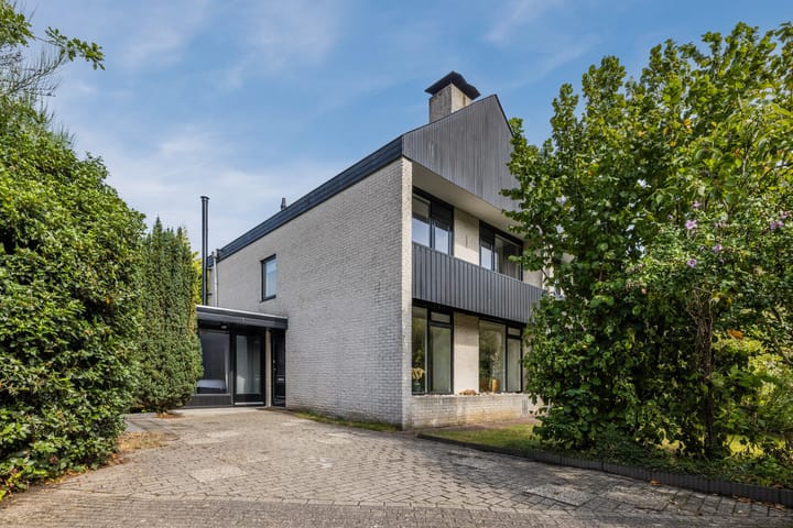 Foto 1 van Schweitzerweg 29