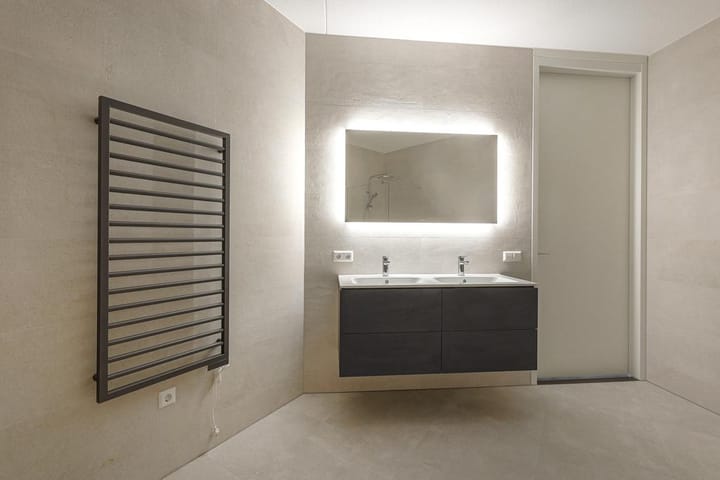 Photo 12 of Mies van der Rohestraat 151