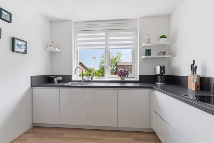 Foto 14 van Biezenstraat 1