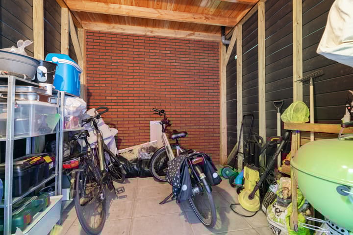 Foto 29 van Biezenstraat 1