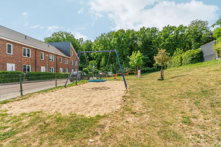 Foto 41 van Biezenstraat 1