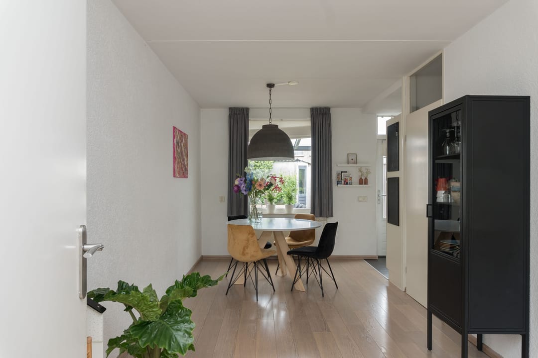 Photo 7 of Kwaadeindstraat 51