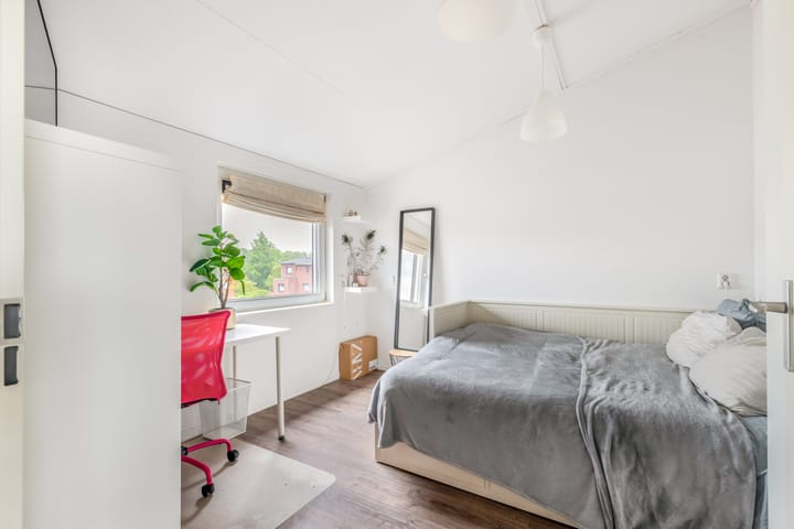 Foto 33 van Laan van Broekpolder 212