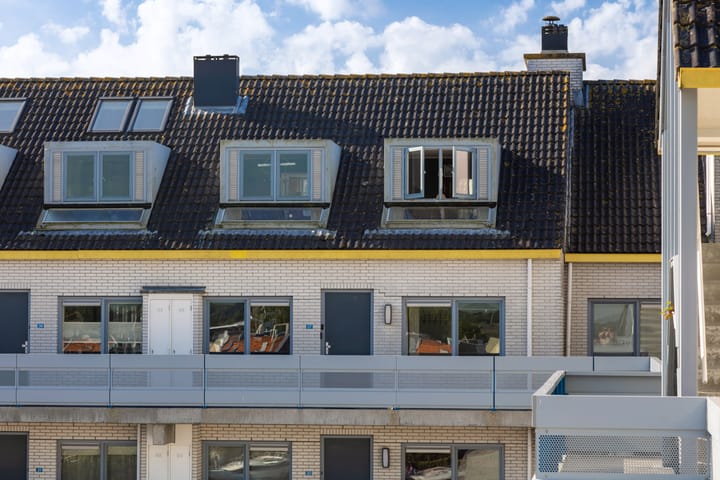 Photo 33 of Port Broclede 37