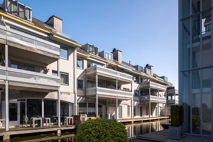 Photo 35 of Port Broclede 37