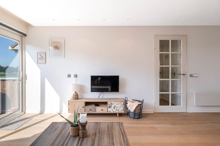 Photo 8 of Port Broclede 37