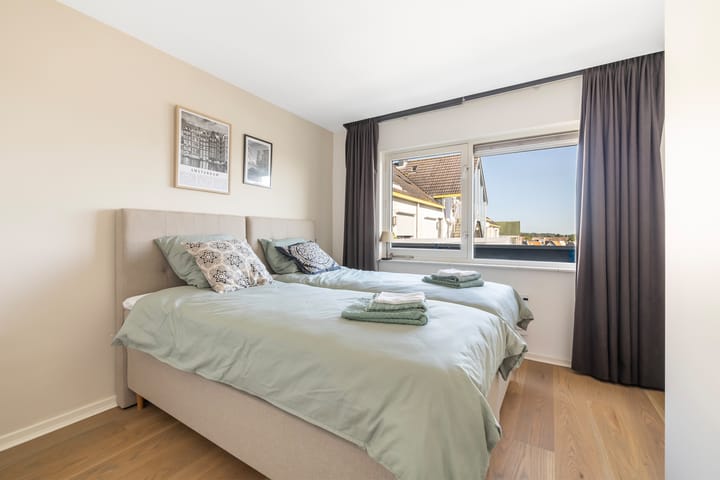 Photo 4 of Port Broclede 37