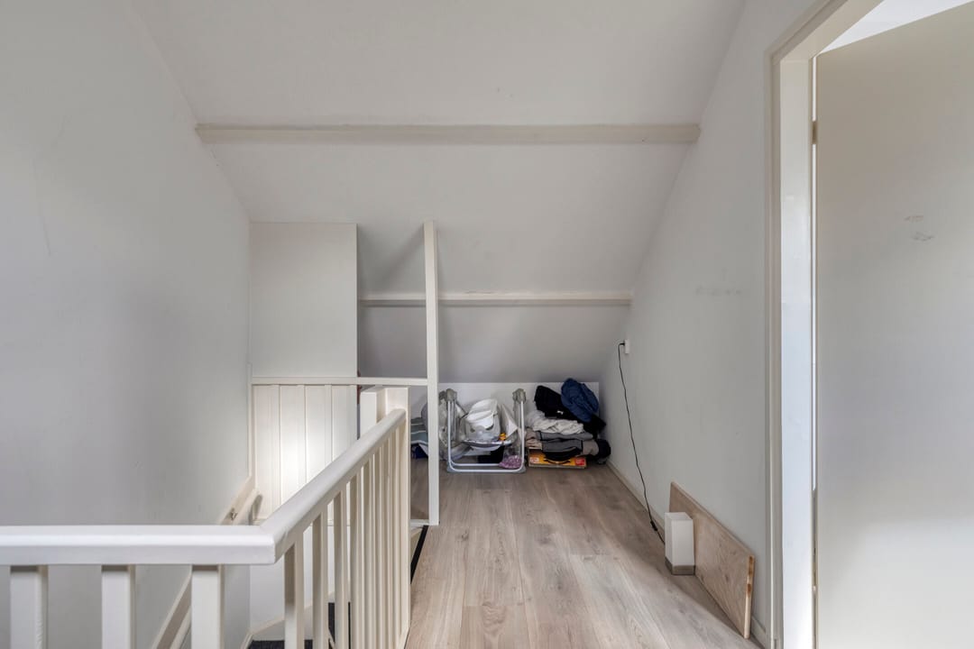Photo 22 of Van Hallstraat 53