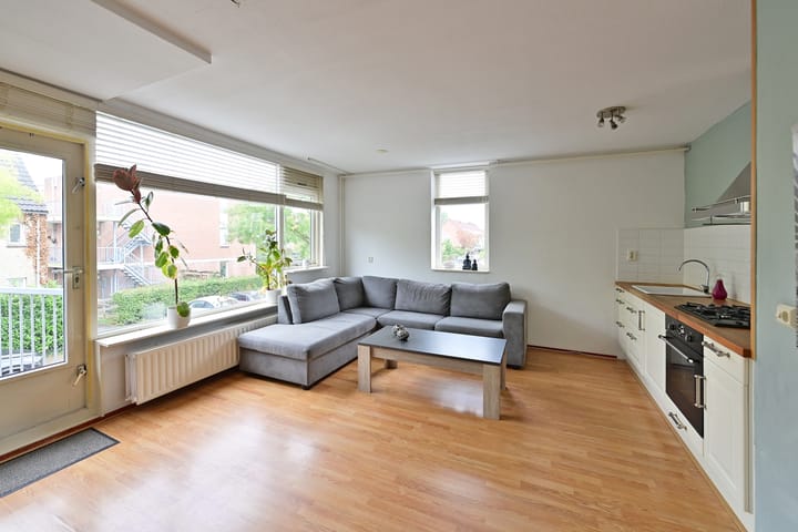 Foto 2 van Spaanderbank 6