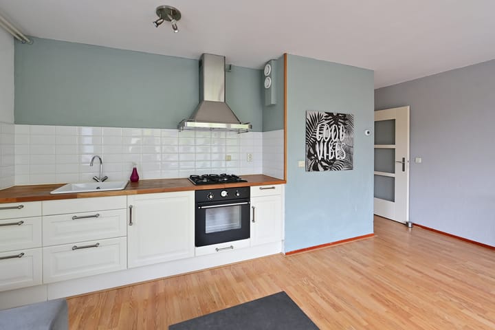 Foto 3 van Spaanderbank 6