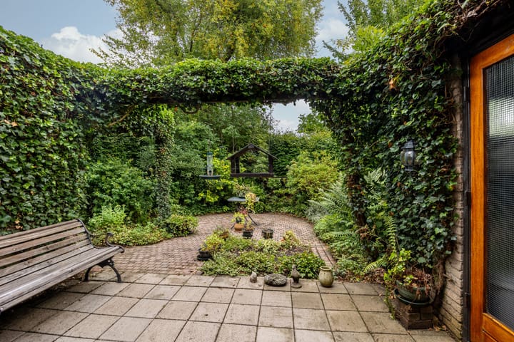 Photo 30 of Van Boetzelaerlaan 22