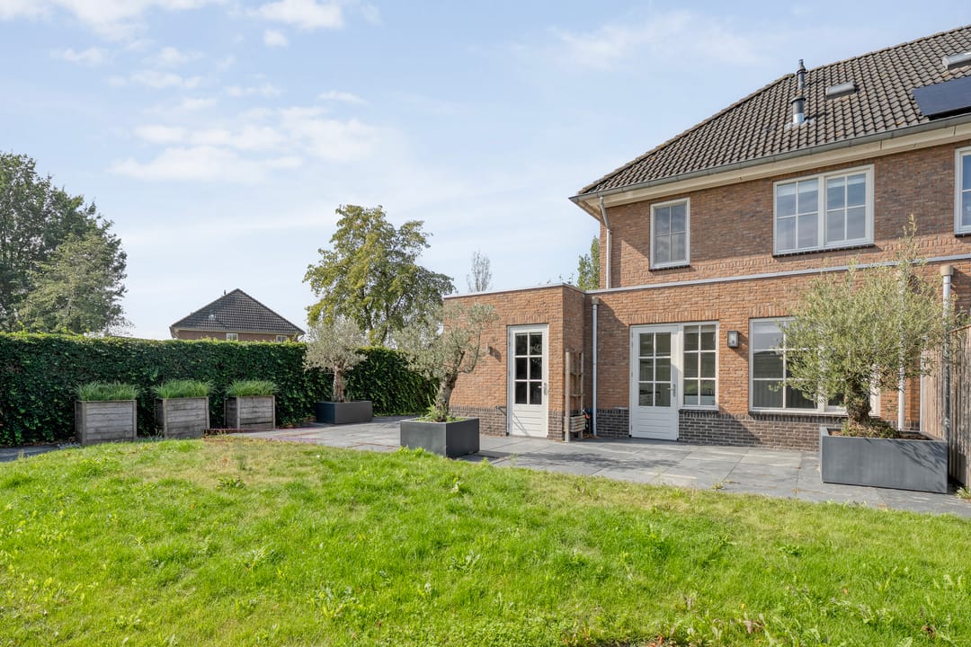 Foto 32 van Lisdodde 26