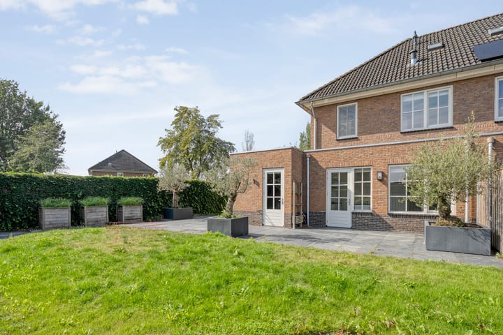 Foto 32 van Lisdodde 26